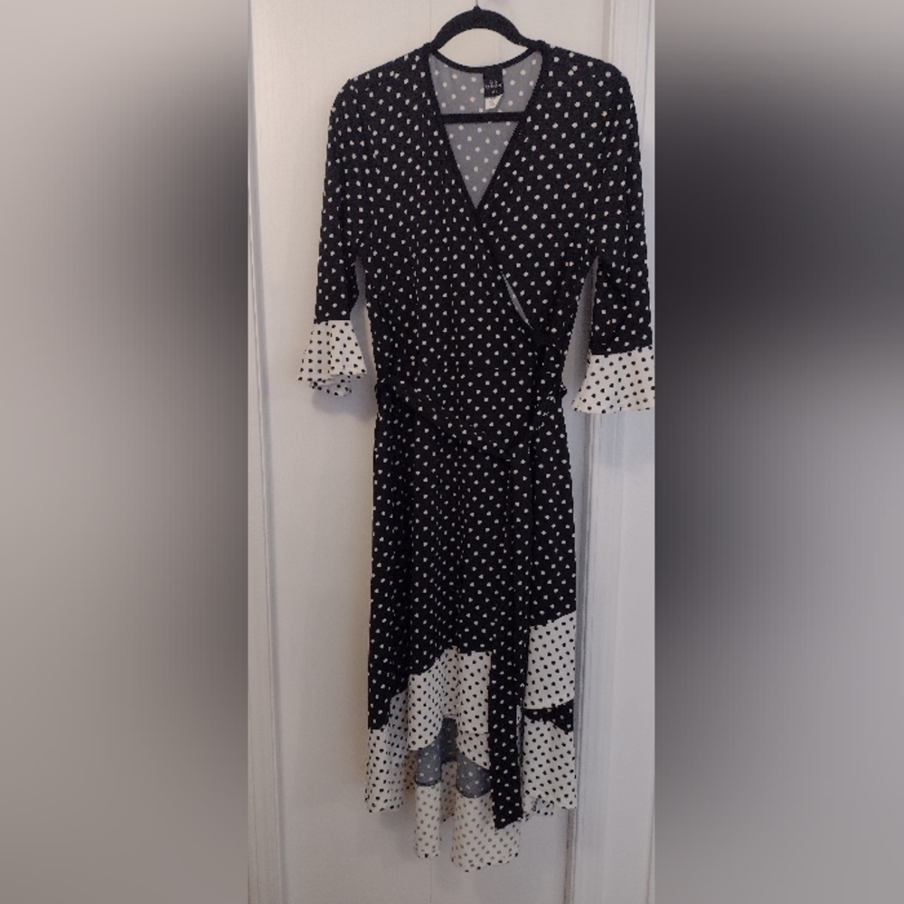 Cozy Collection polka dot dress ptp 20"